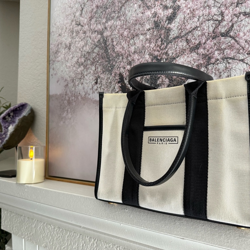 Balenciaga hand bag tote small
